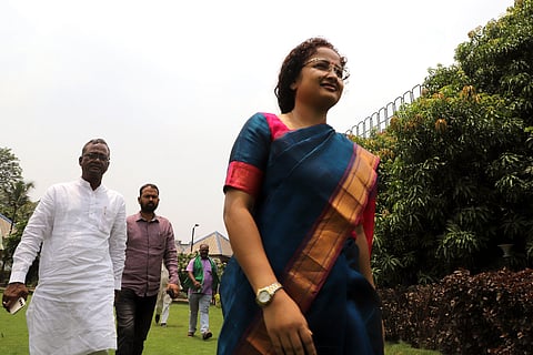 Kalpana has somehow become more important than the sitting CM, Champai Soren. 